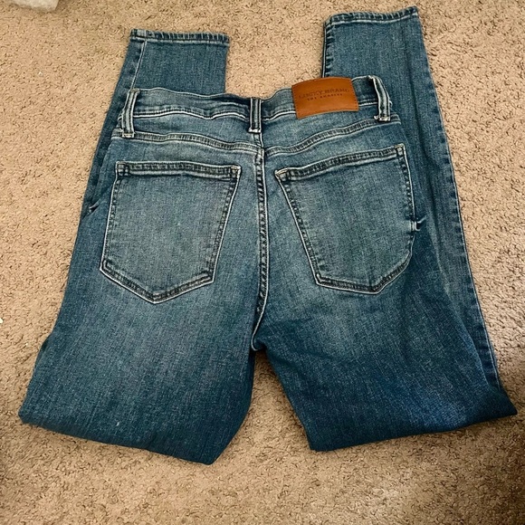 Lucky Brand High Rise Skinny Bridgette Jeans - Picture 6 of 8